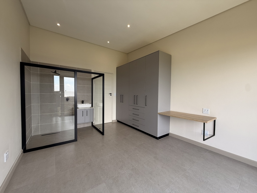 3 Bedroom Property for Sale in Helderzicht Eco Estate North West